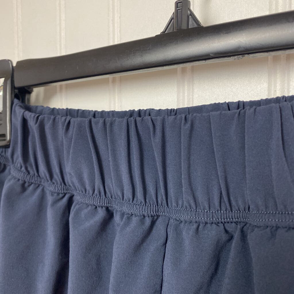 NAVY ACTIVE SHORTS