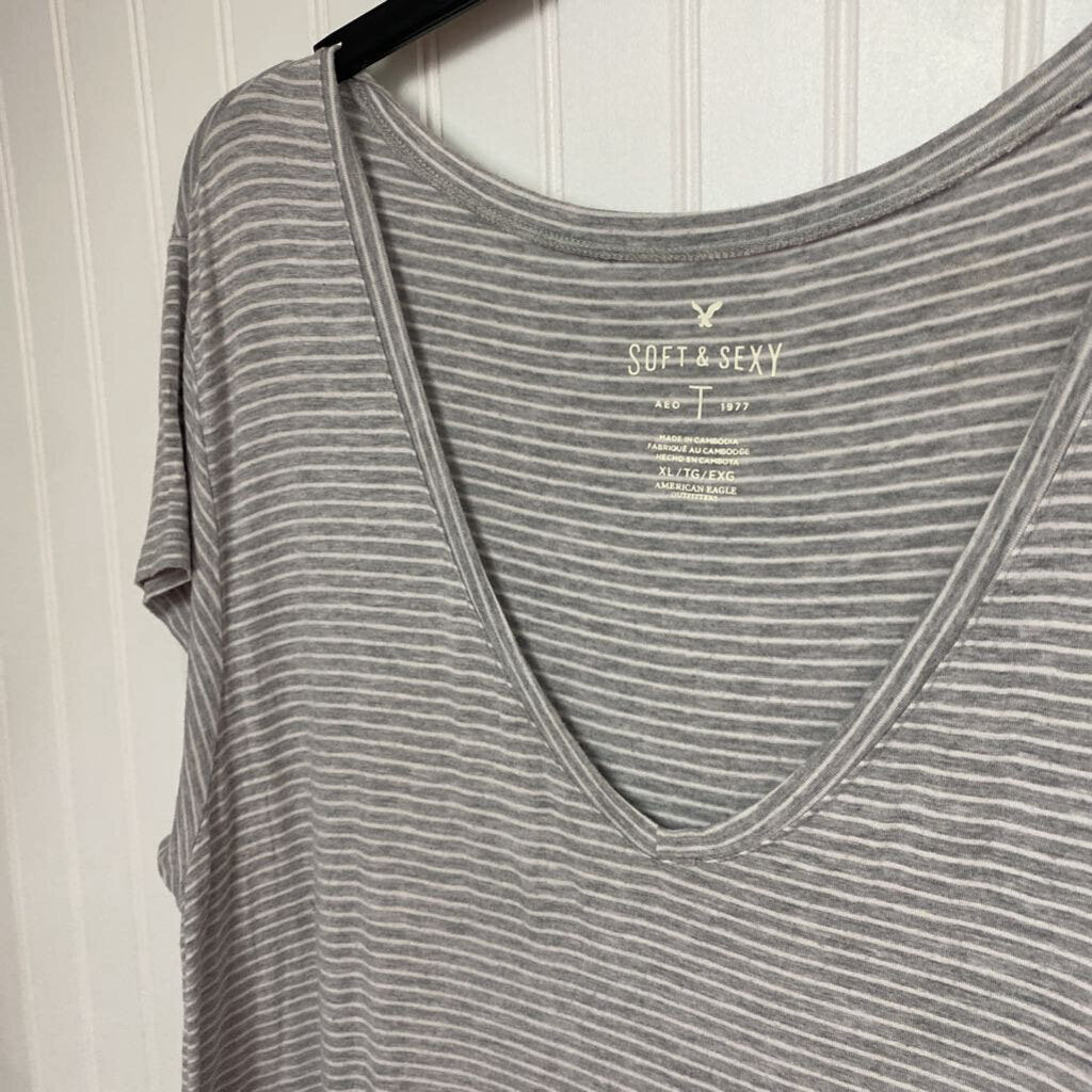 STRIPPED BASIC SHIRT