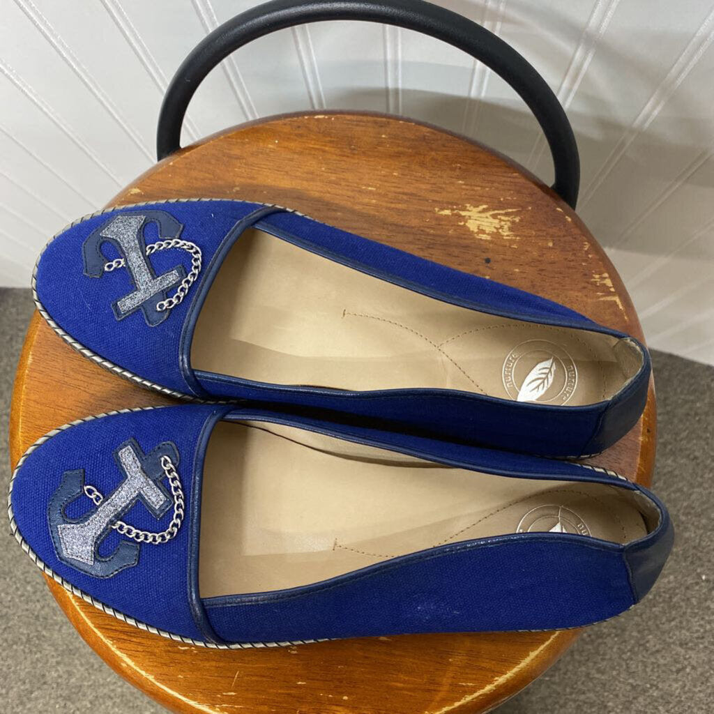 CANVAS FLATS