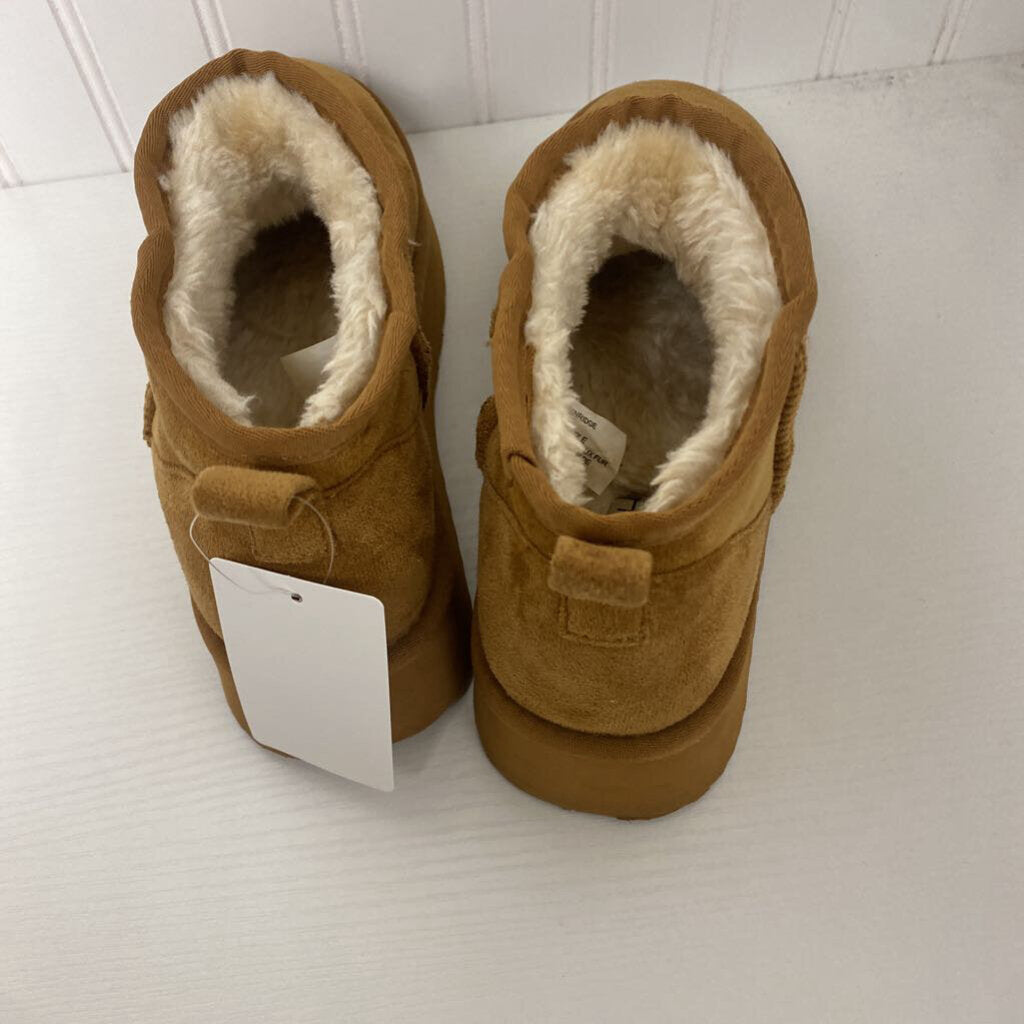 SUEDE ANKLE BOOTS