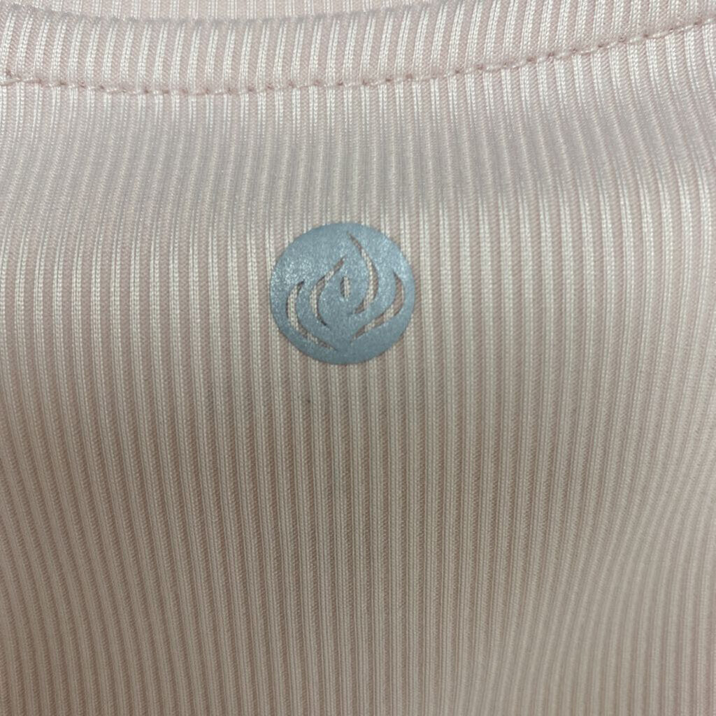 GATHERED FRONT SLEEVLESS TOP