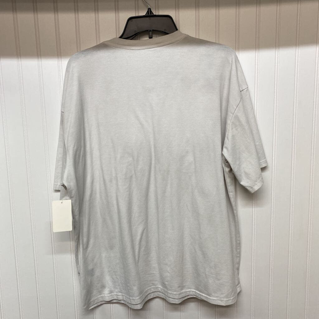 BOW GRAPHIC T