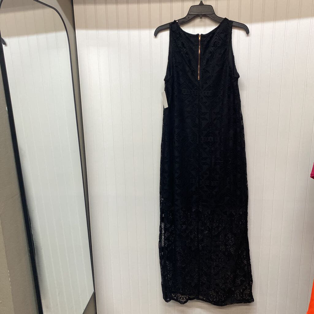 SLEEVELESS LONG DRESS