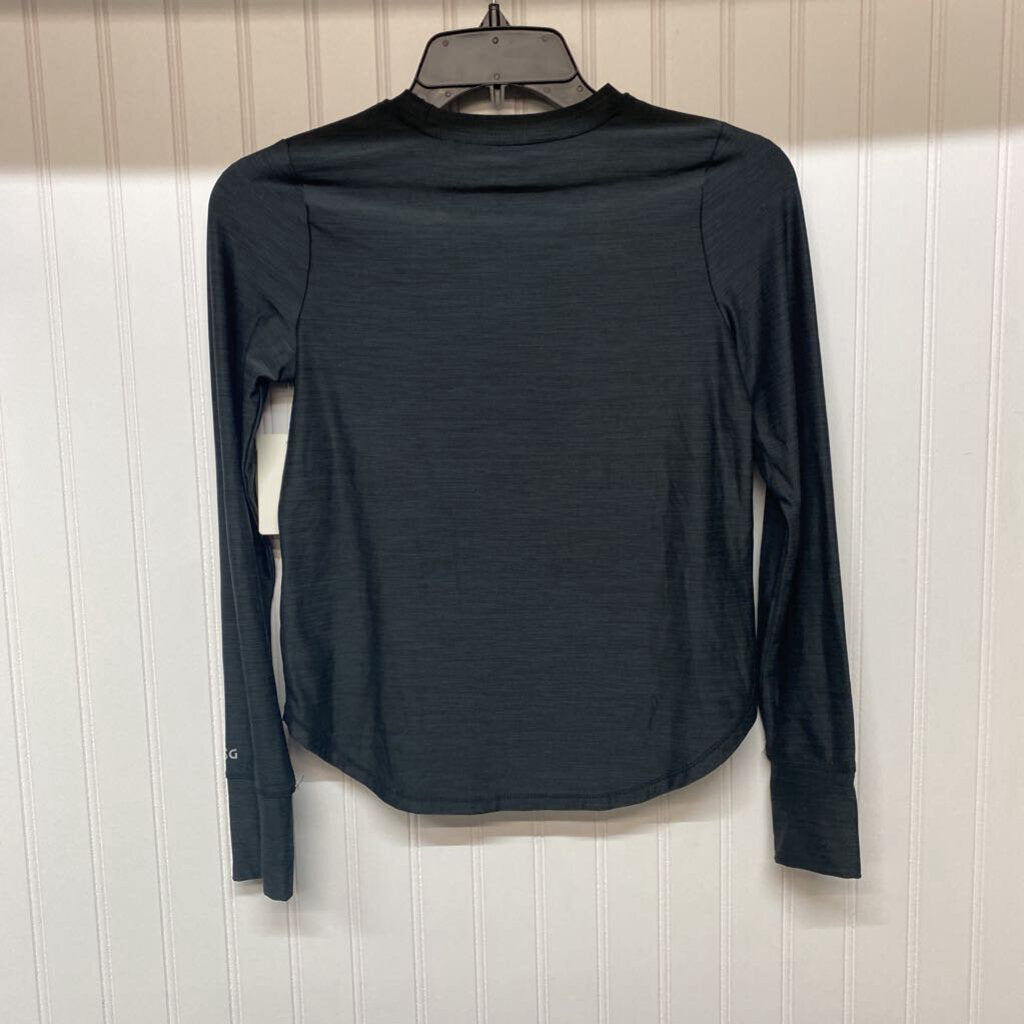 LONG SLEEVE ATHLETIC TOP