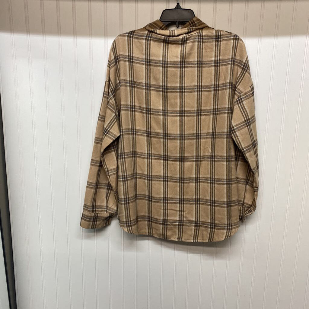 LONG SLEEVE FLANNEL BUTTON UP