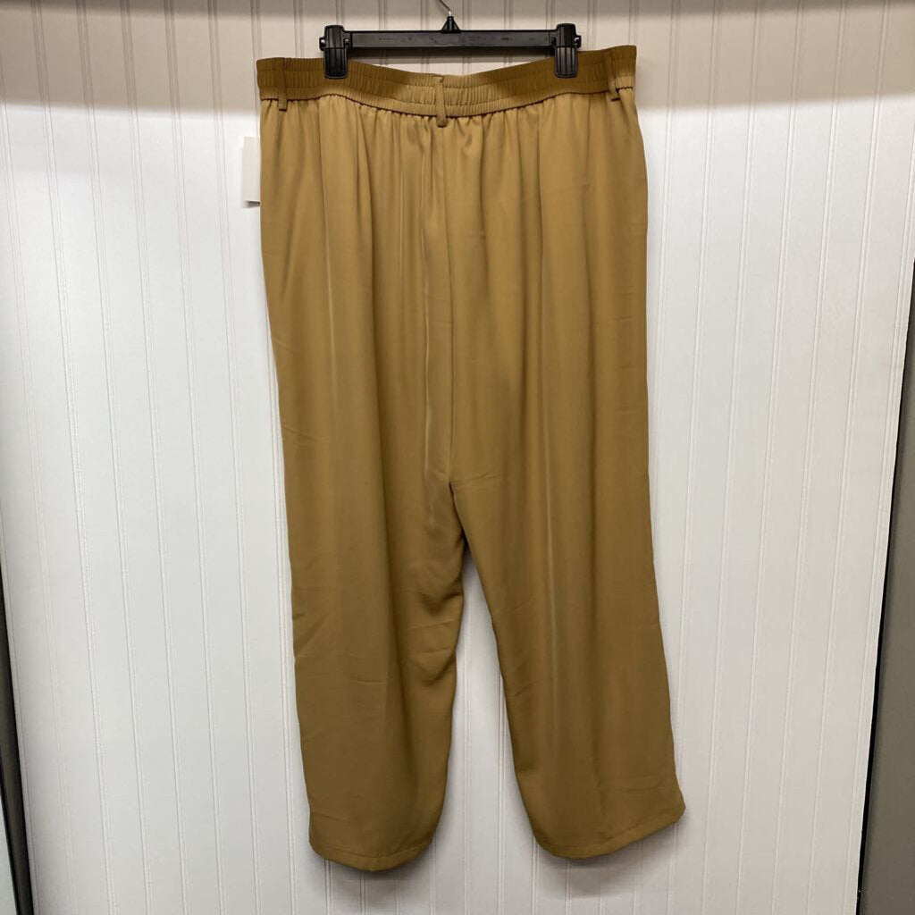 WOMENS PLUS PLEATED DRESS PANTS