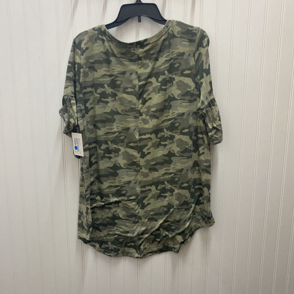 RUFFLED CAMO SHORT SLEEVED
