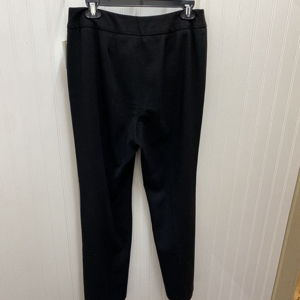 FLAT FRONT WIDE LEGGED