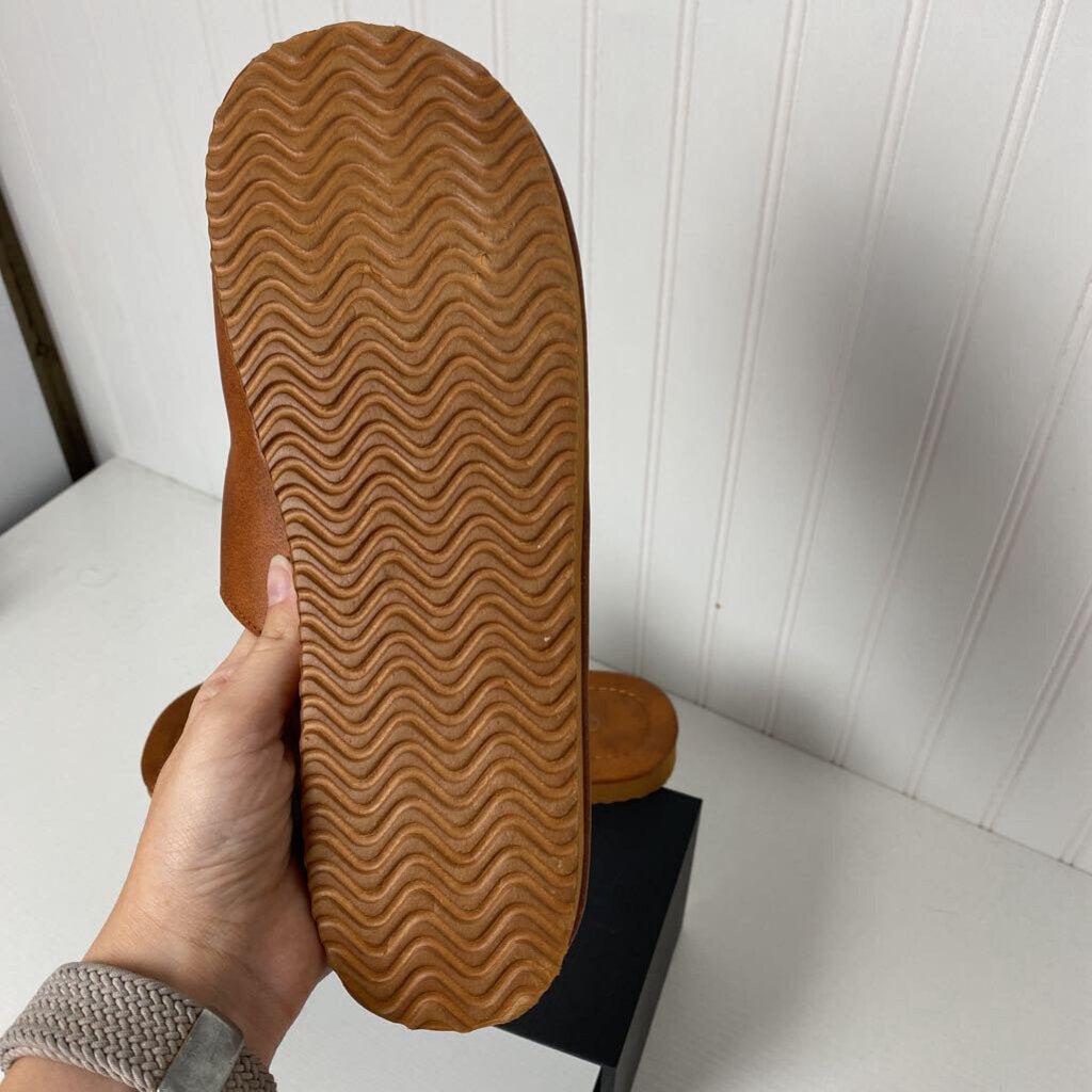 BUCKLE SANDLES