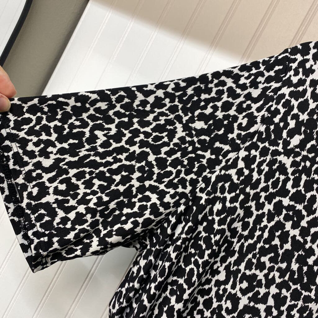 SHORT SLEEVE TOP