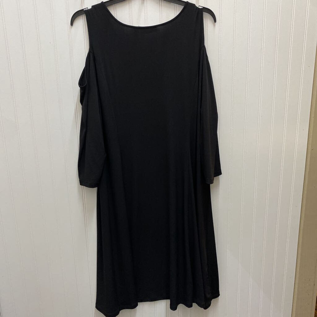 OPEN SHOULDER LONG SLEEVED