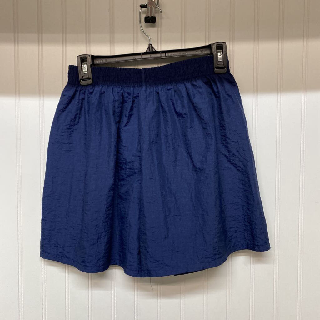 *NYLON SHORT WITH EMBOIDERY ON LEG