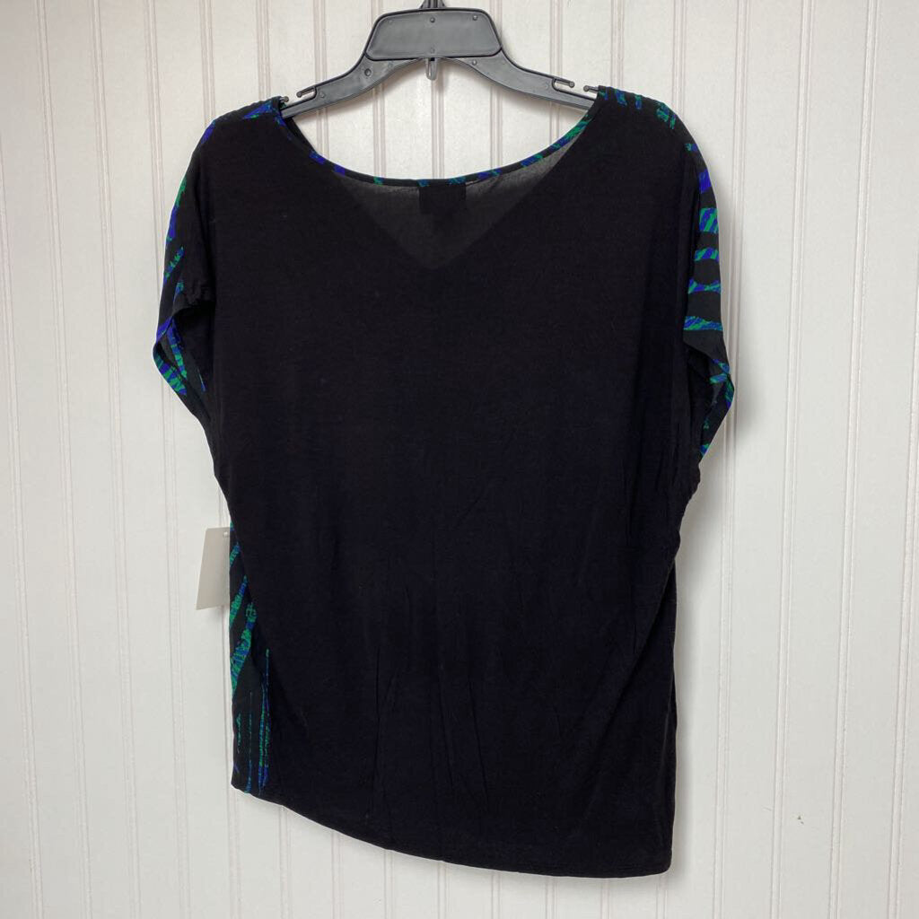 SHORT SLEEVE V NECK SHIRT