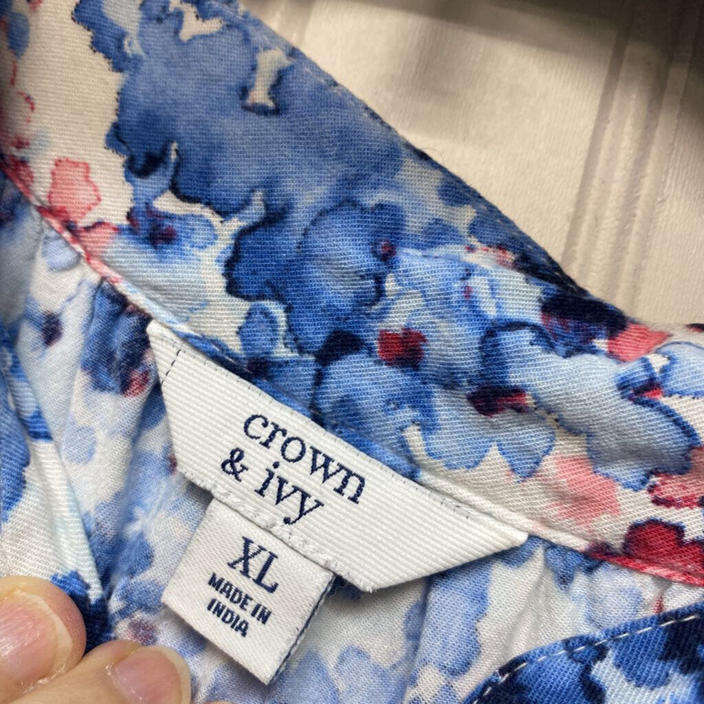SLEEVLESS FLORAL DRESS