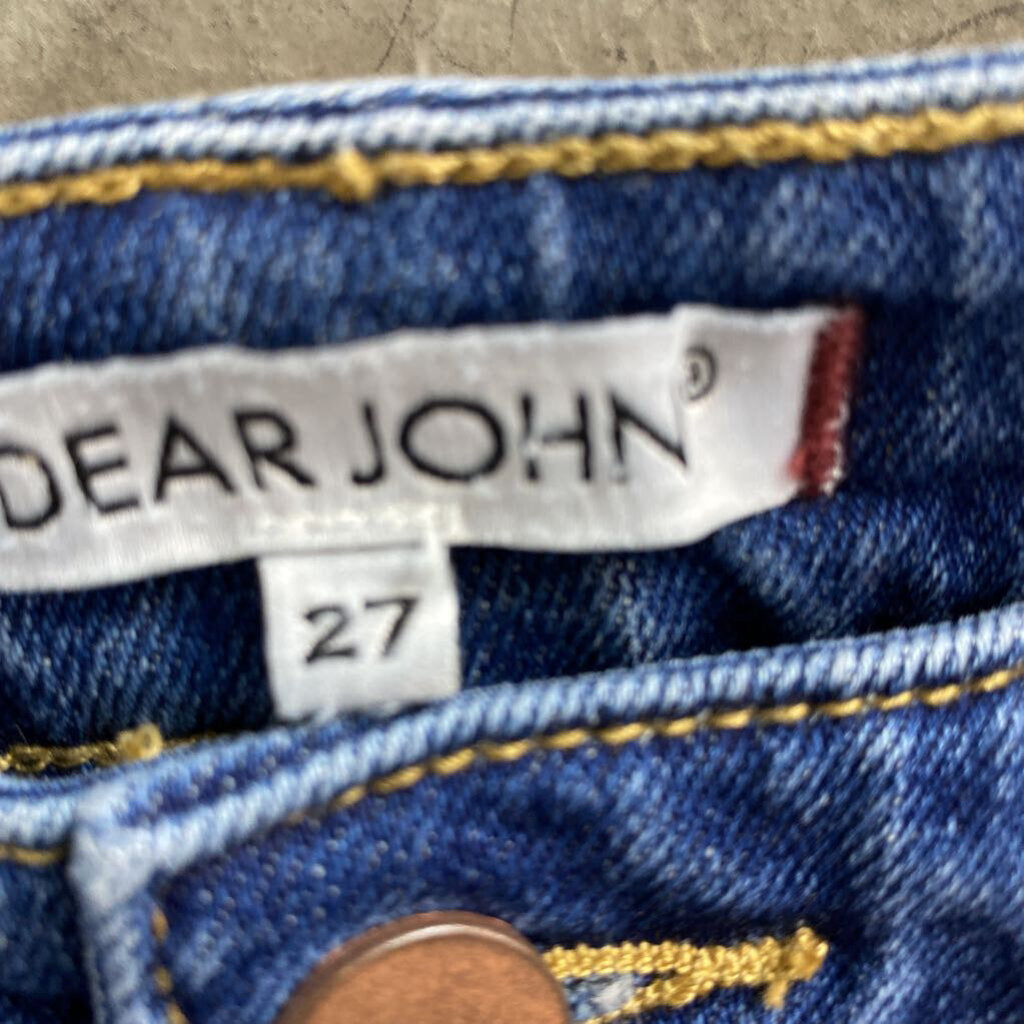 DISTRESSED SKINNY JEANS