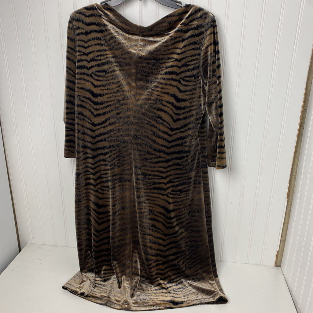 VELOUR LONG SLEEVED DRESS