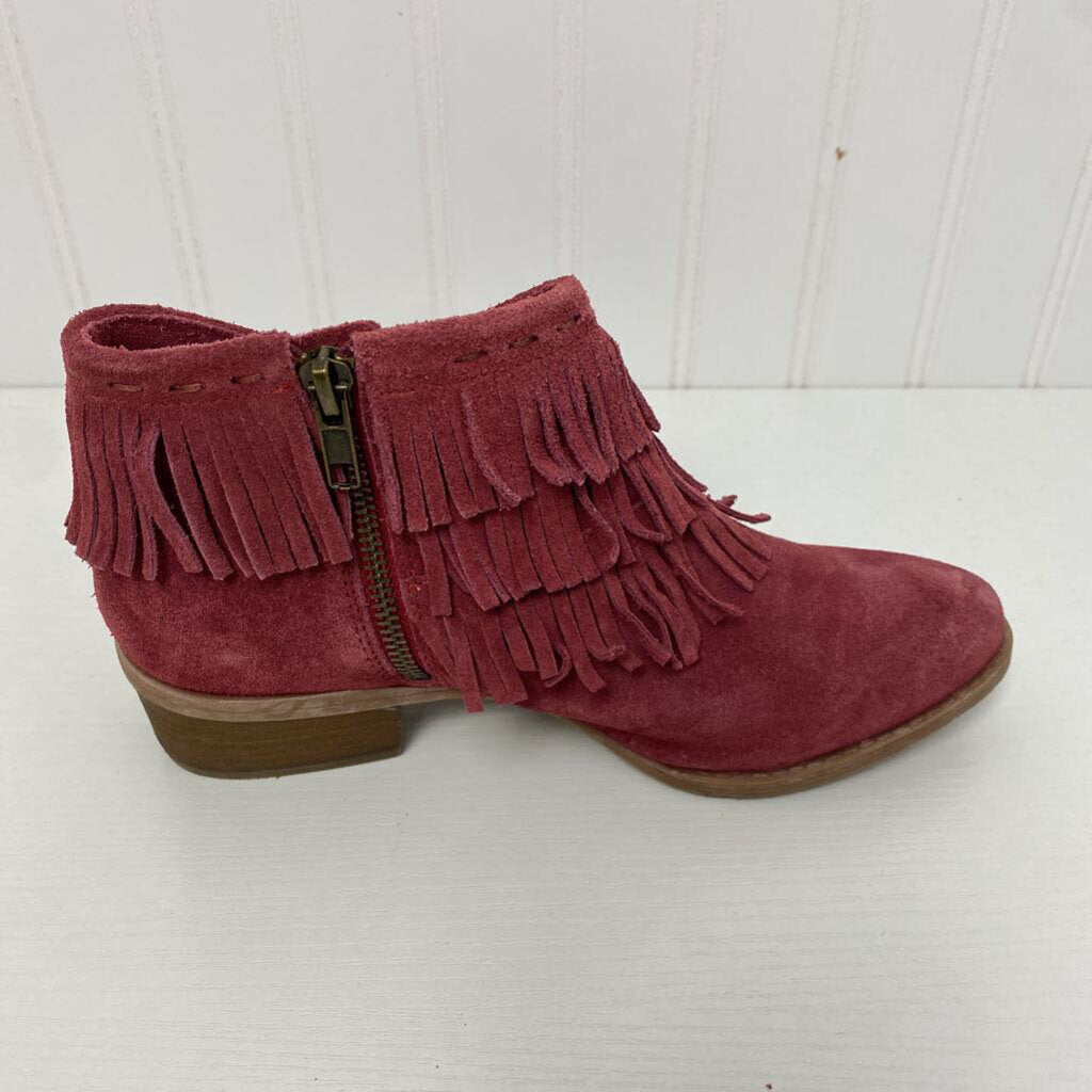 FRINGED SUEDE ANKLE BOOTS