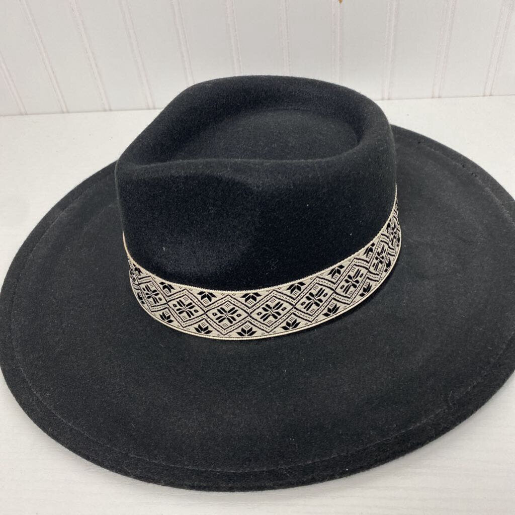 LADIES FELT HAT