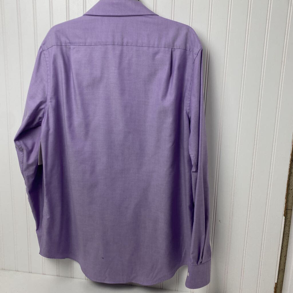 LONG SLEEVE BUTTON UP SHIRT