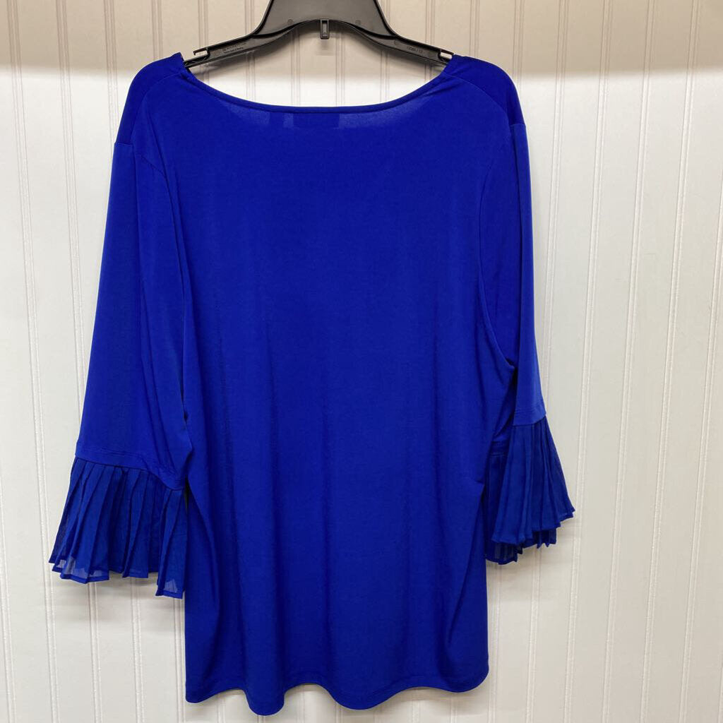 LONG SLEEVE KNIT TOP