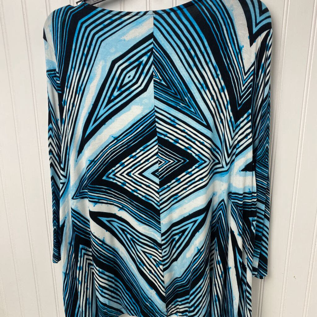 FLOWY LONG SLEEVED