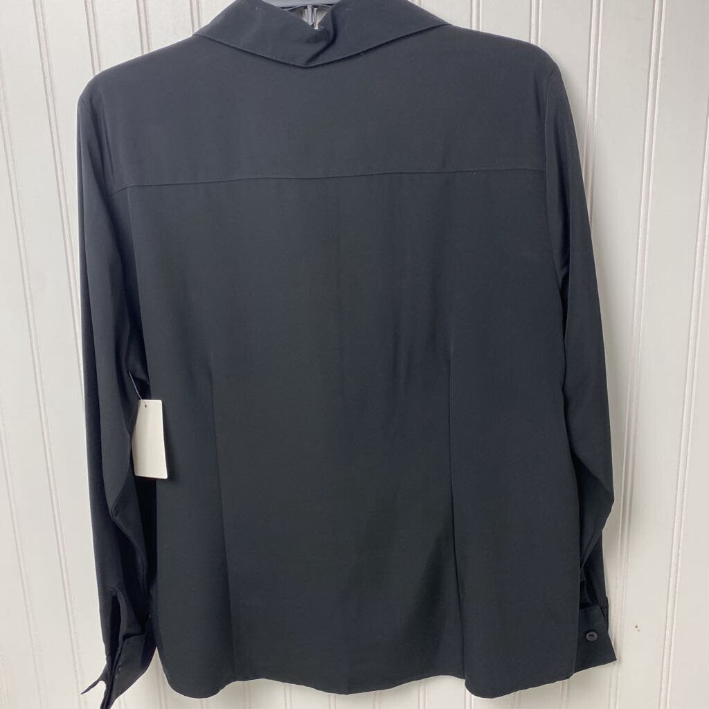 LONG SLEEVED BUTTON DOWN