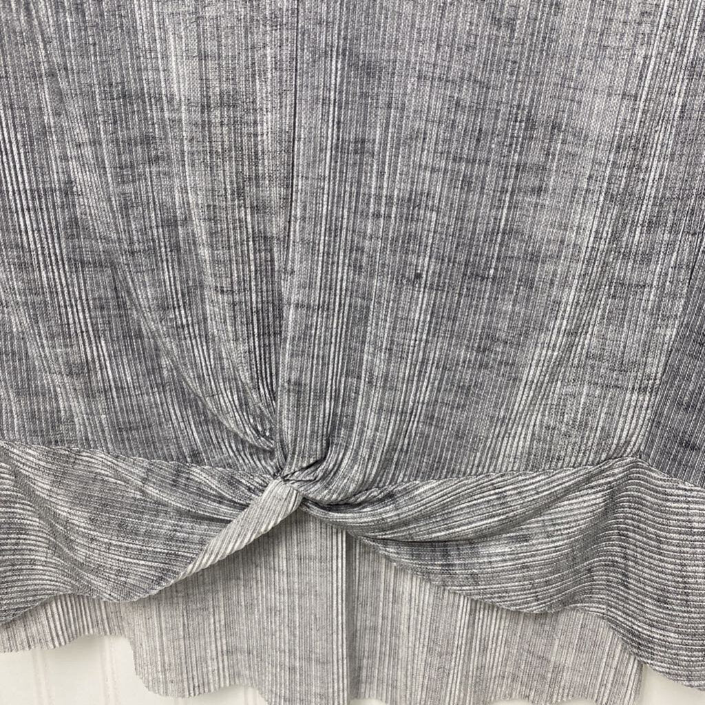 SHORT SLEEVE KNIT TOP