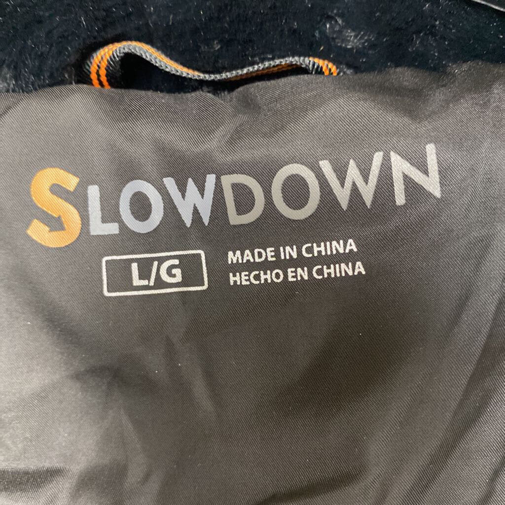 HOODED PUFFER JACKET