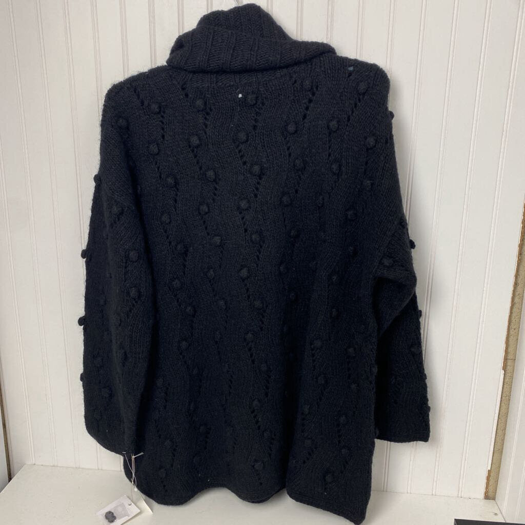 HAND KNIT SWEATER