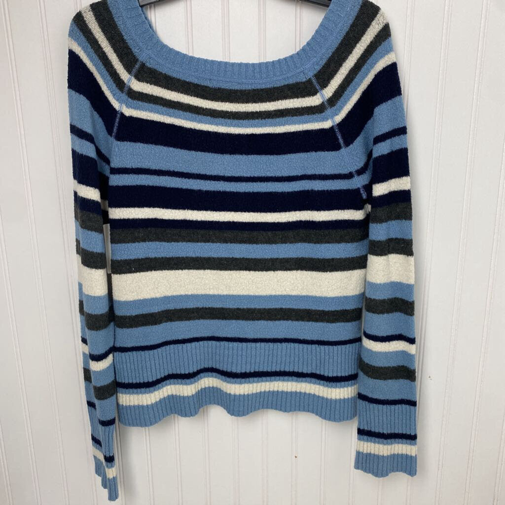 STRIPED SWEATER