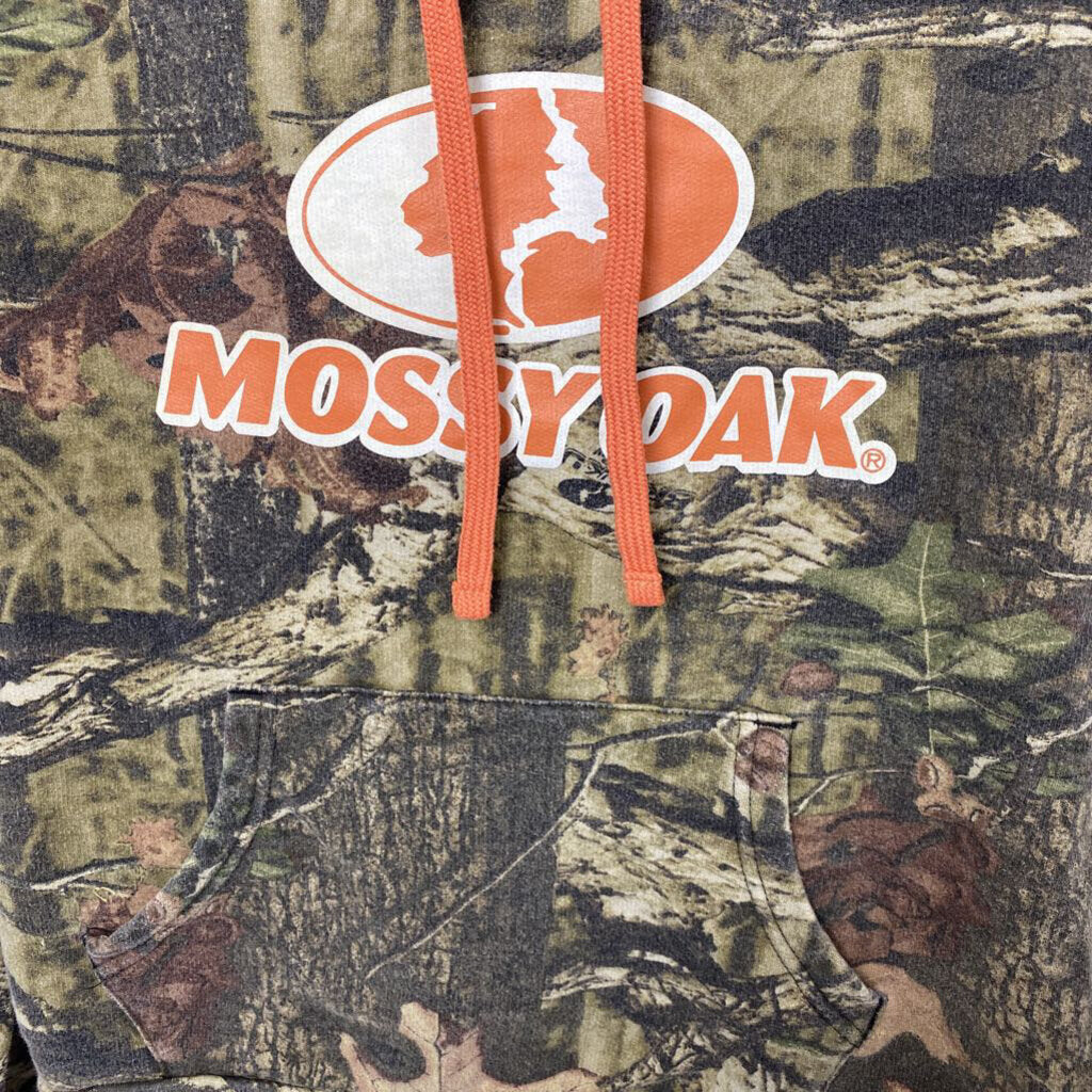 HOODED CAMOFLAGE SWEATSHIRT