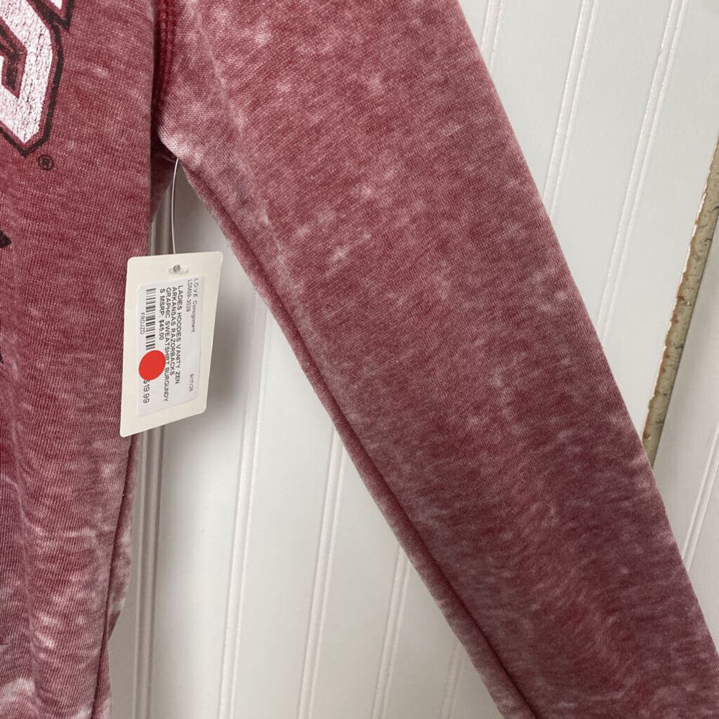 ARKANSAS RAZORBACKS GRAPHIC SWEATSHIRT