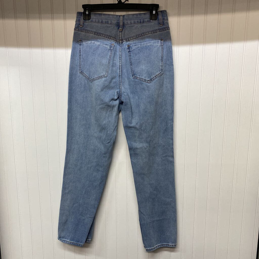LADIES DISTRESSED JEANS