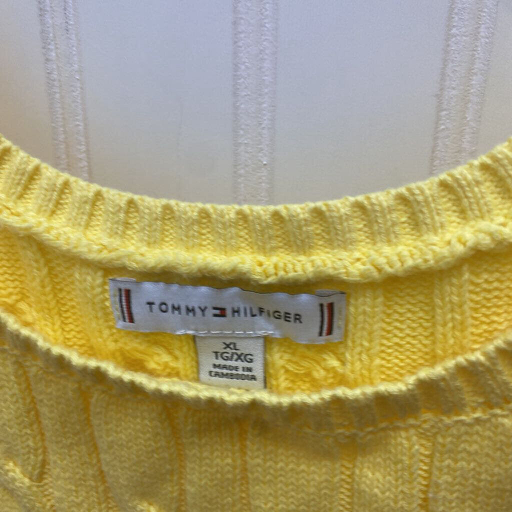 SLEEVELESS SWEATER