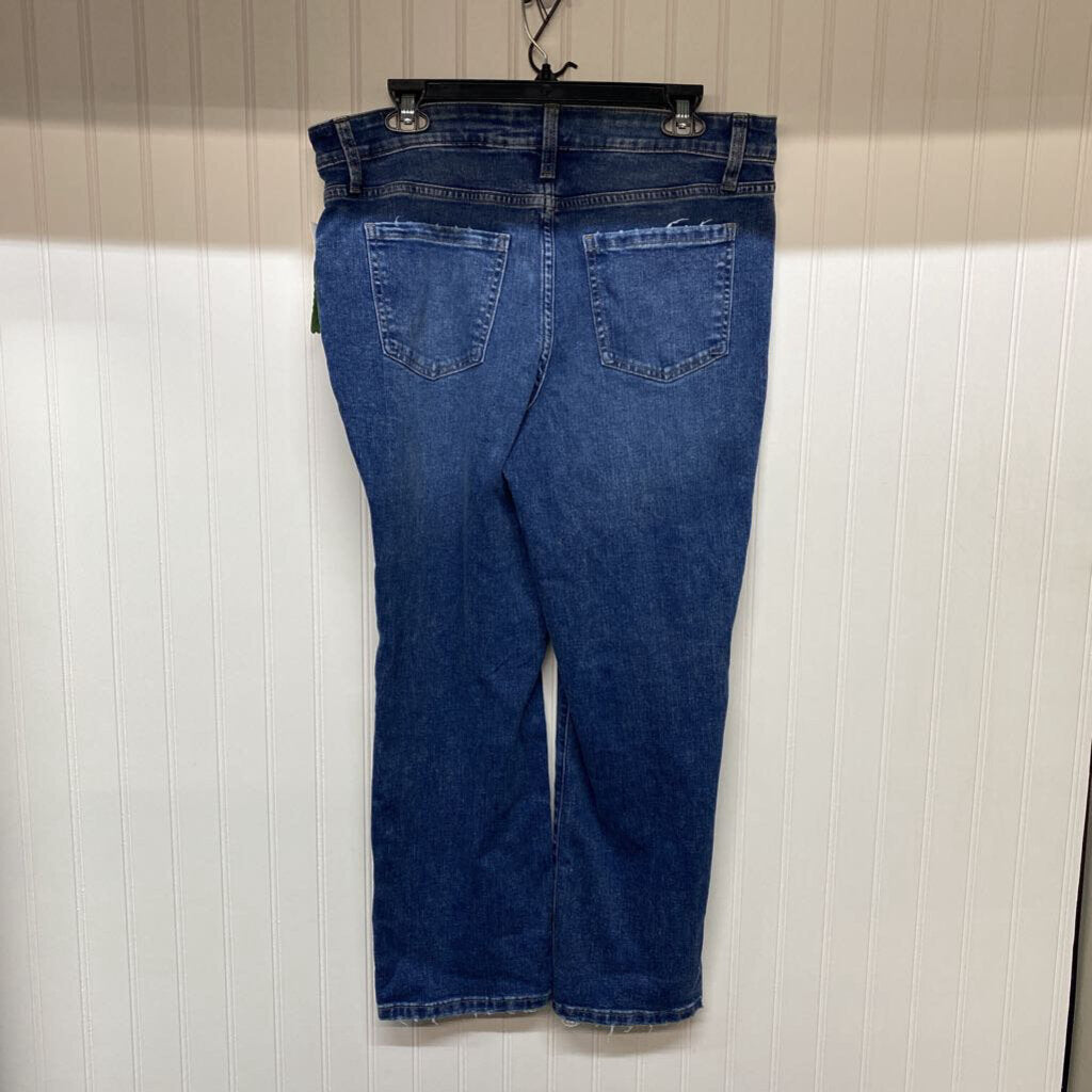 M JEANS