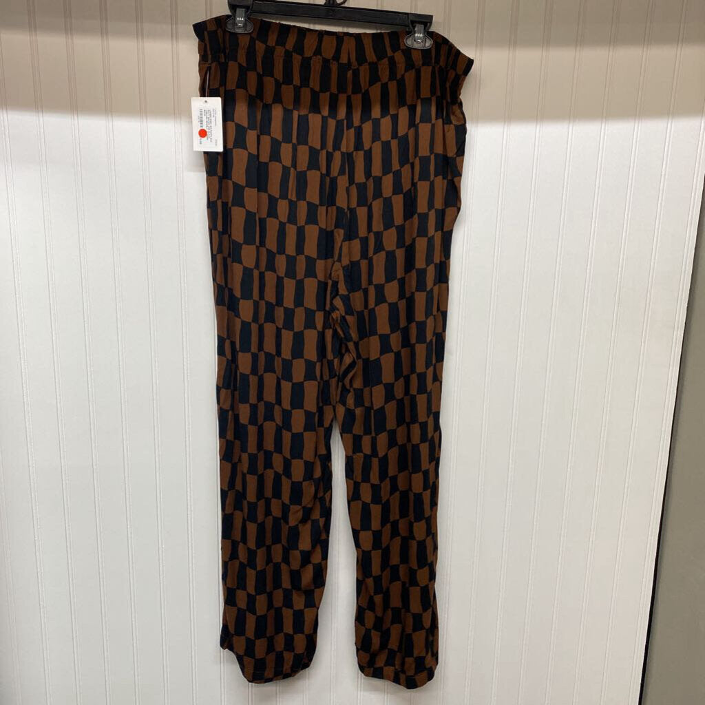 BROWN AND BLACK CHECKED