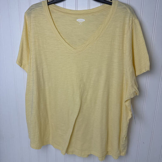 SHORT SLEEVED TOP