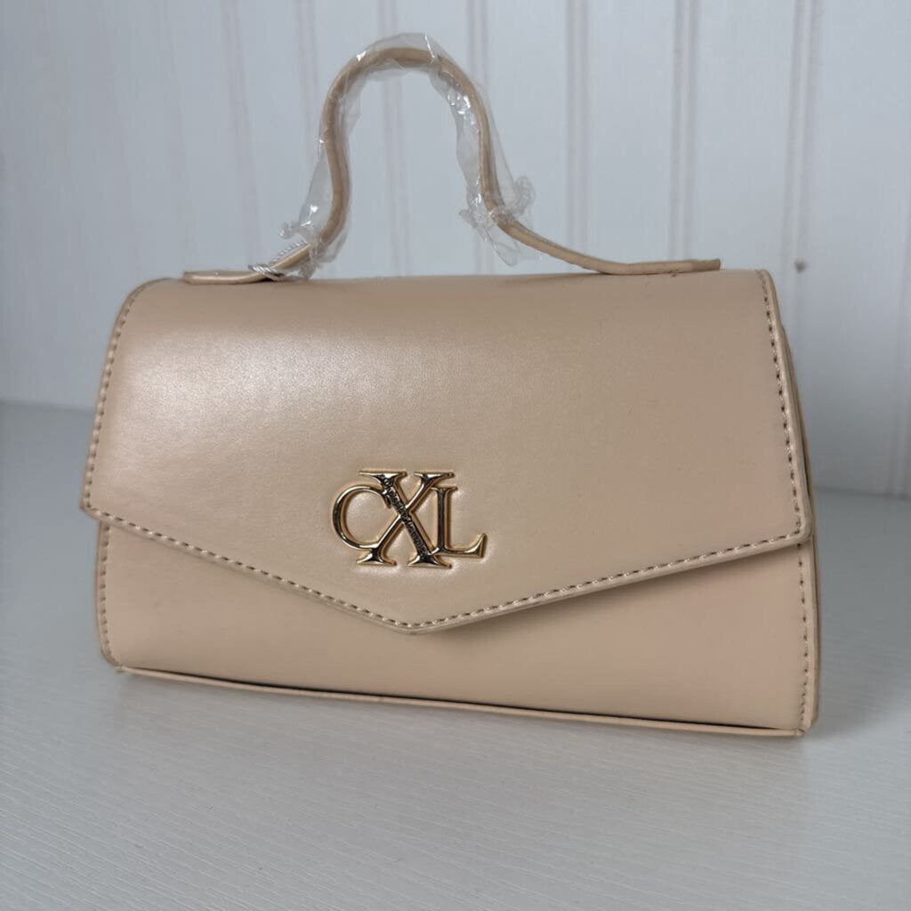 LEATHER CLUTCH