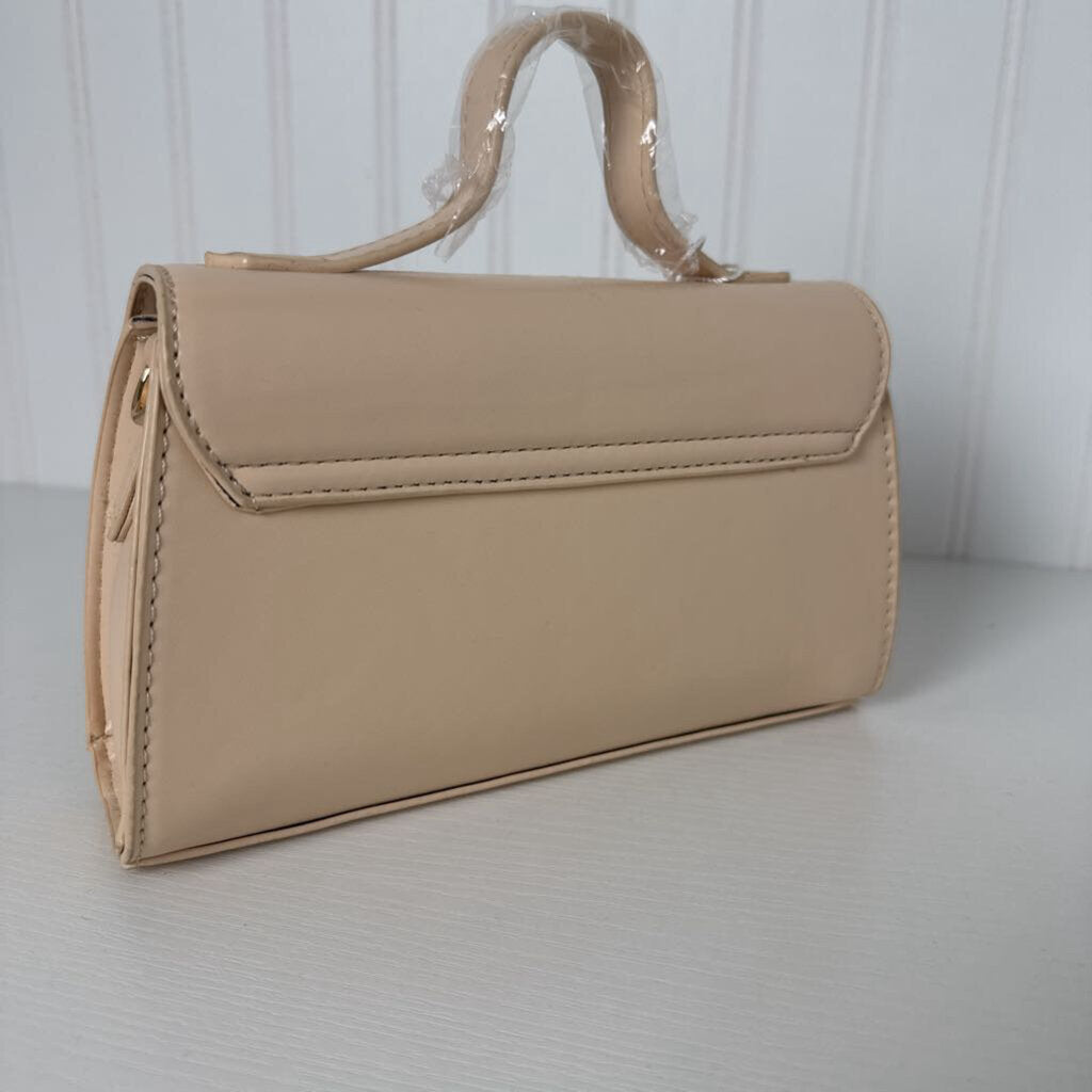 LEATHER CLUTCH