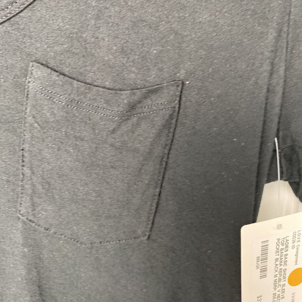 V NECK POCKET