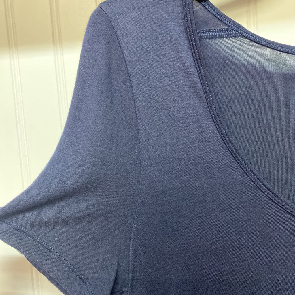 SCOOP NECK POCKET TEE