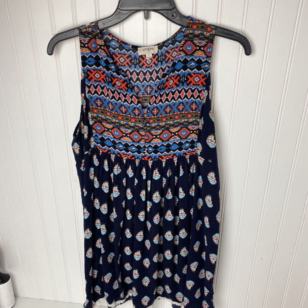 SLEEVELESS TOP