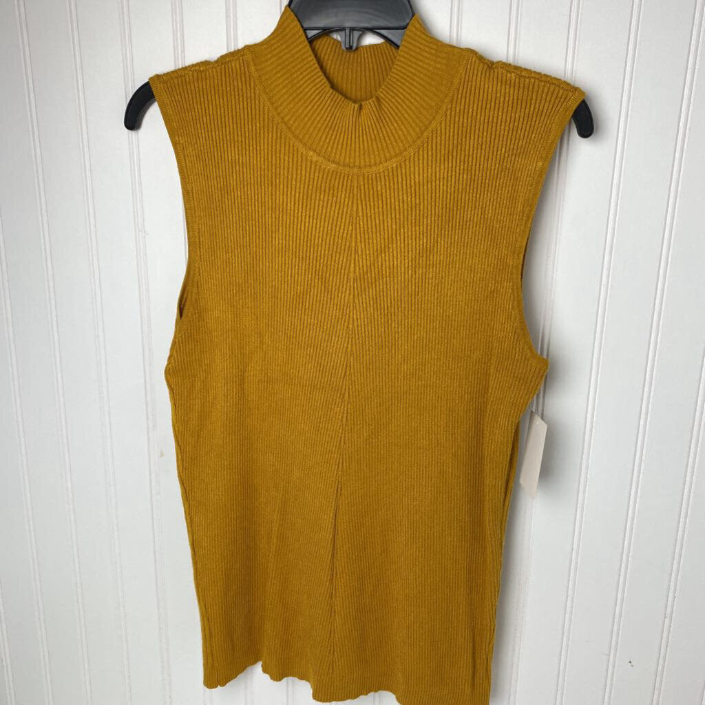 RIBBED MOCK NECK TOP