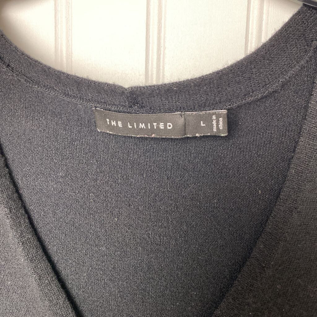 LADIES SLEEVELESS SWEATER