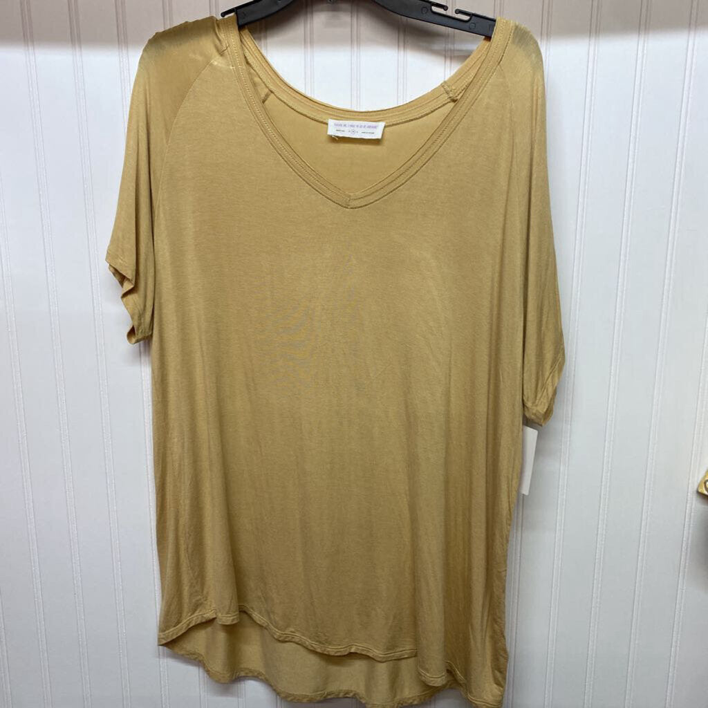 SHORT SLEEVED EVERY DAY TEE