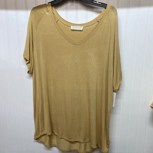 SHORT SLEEVED EVERY DAY TEE