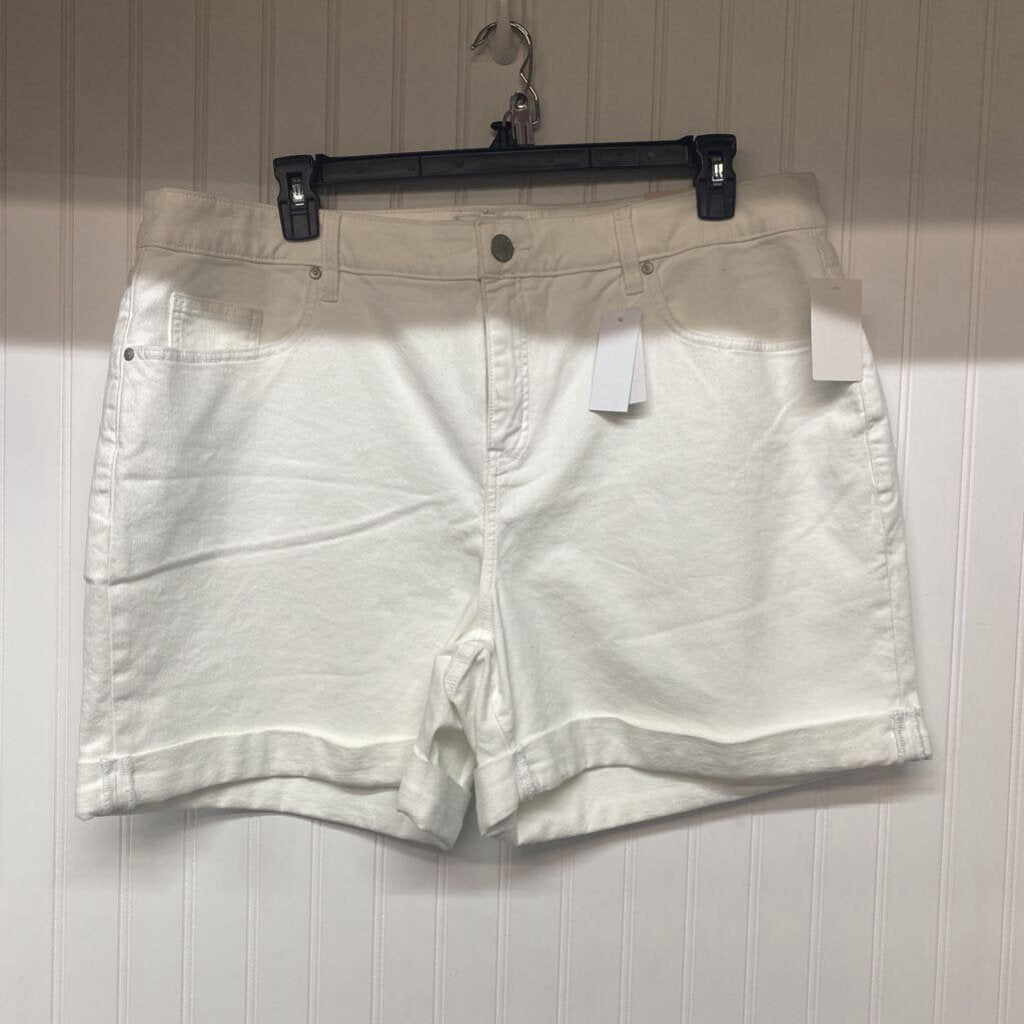 BOYFRIEND MIDI SHORTS