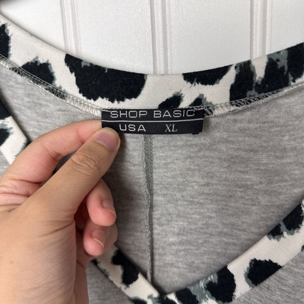T-SHIRT WITH POCKET