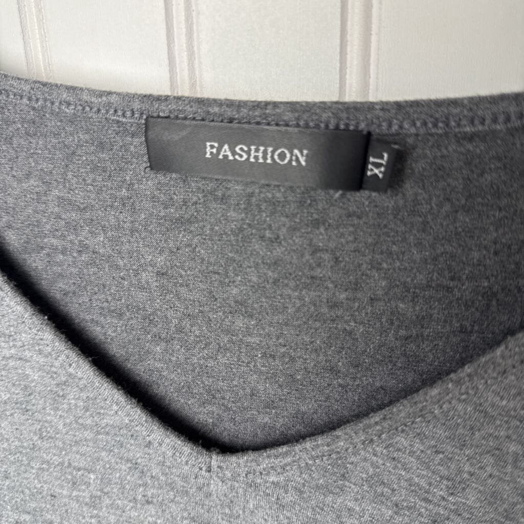 V NECK TOP