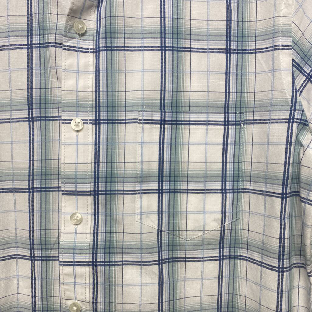 SHORT SLEEVED BUTTON DOWN